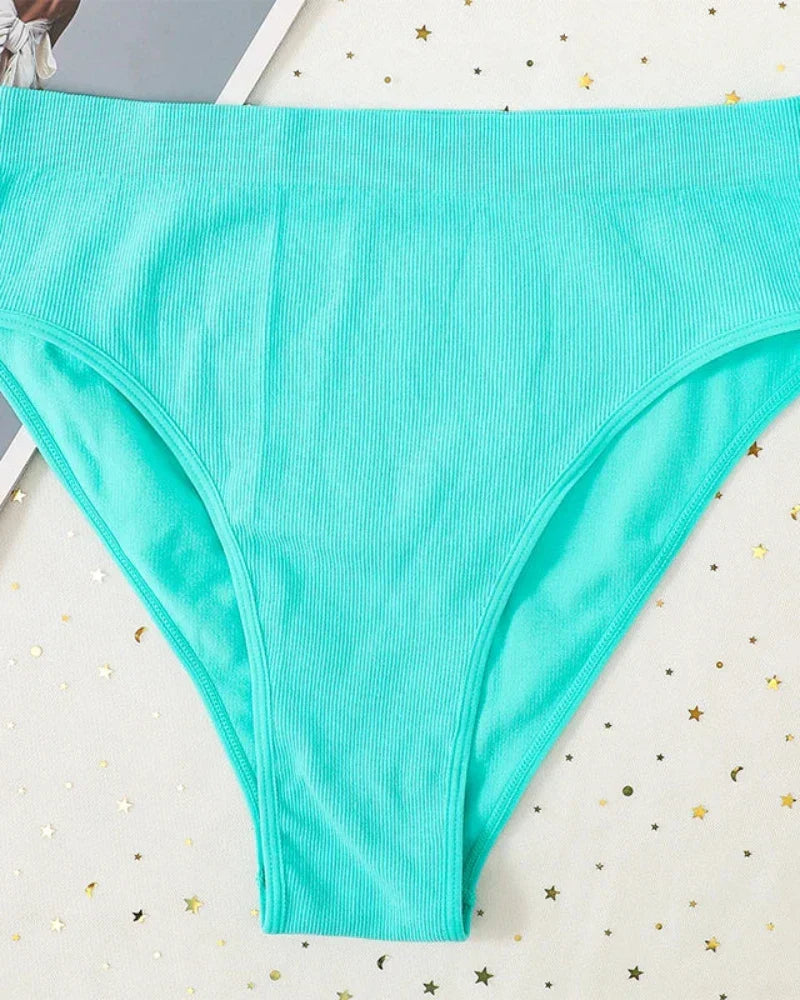 Pohodlné kalhotky s vysokým pasem