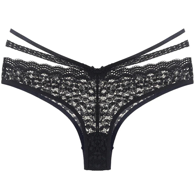 Krajkové kalhotky s ozdobnými ramínky