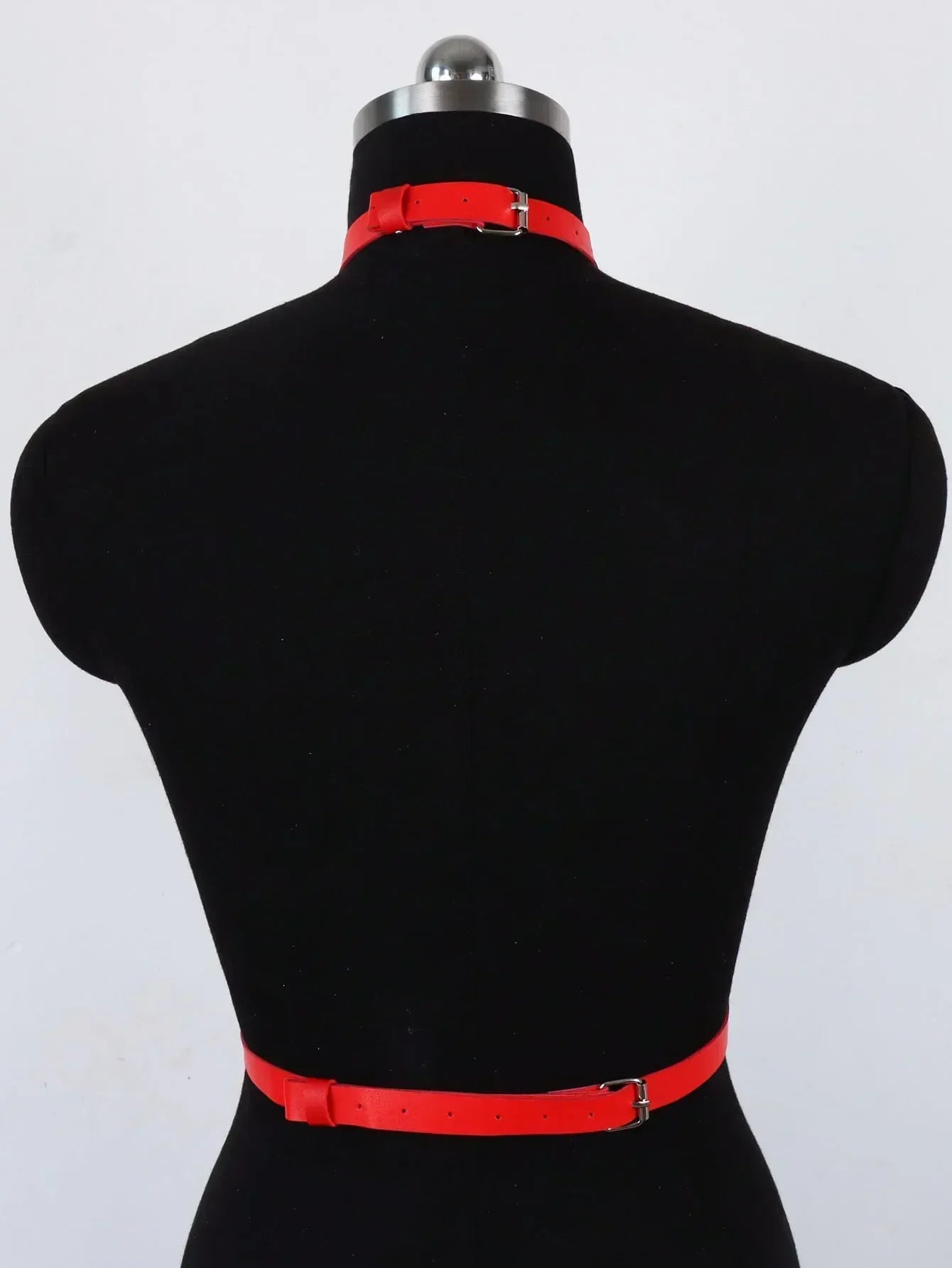 Popruh na prsa s nastavitelným chokerem