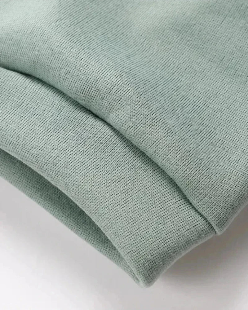 Pohodlná tepláková souprava se zapínáním na zip