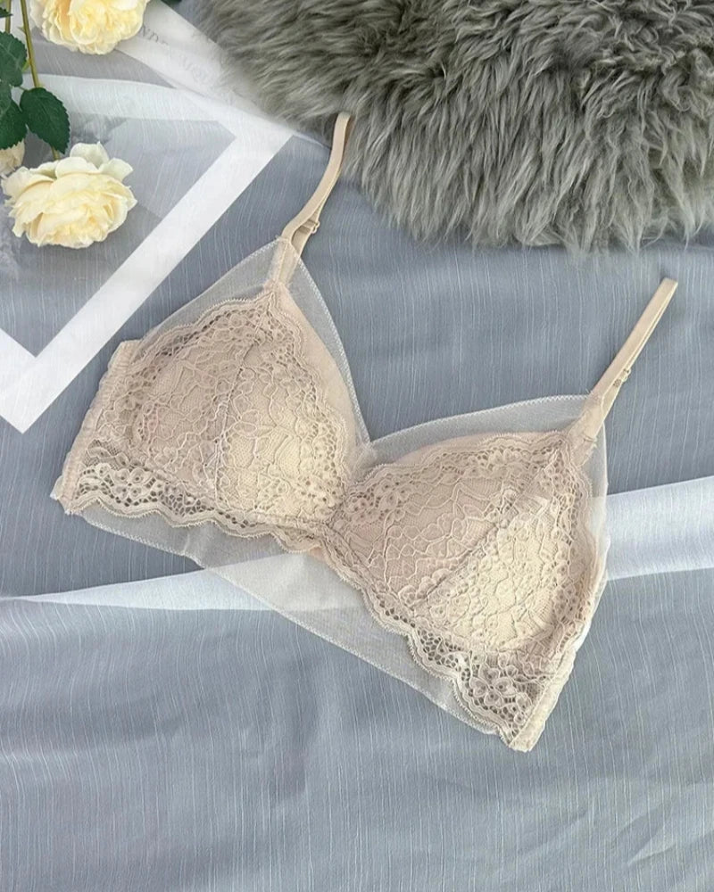 Měkká braletka s krajkou a síťovinou