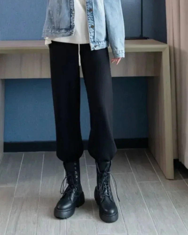 Měkké kalhoty s širokými nohavicemi