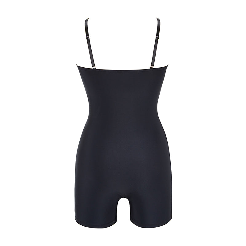 Overal na tvarování zadku s nastavitelnými ramínky