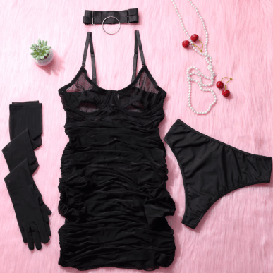 Souprava spodního prádla s kosticemi