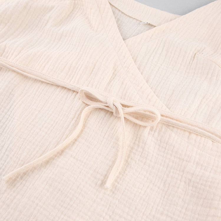 Bavlněná noční košilka s úvazky