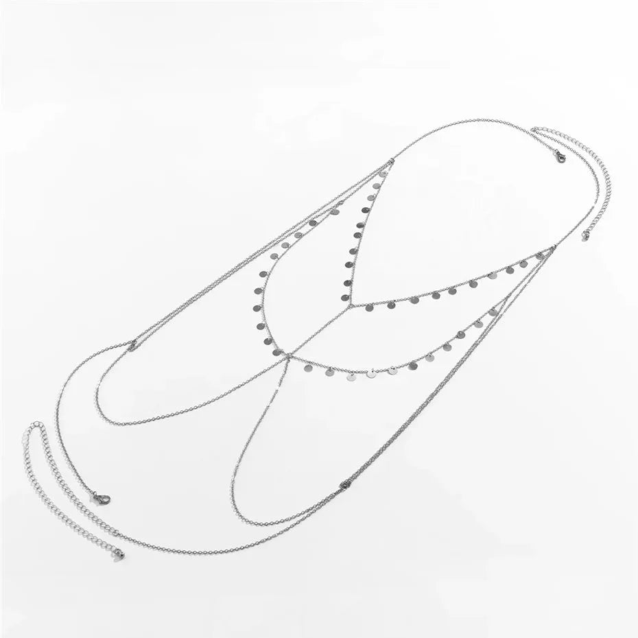 Šperky s flitry na hrudi