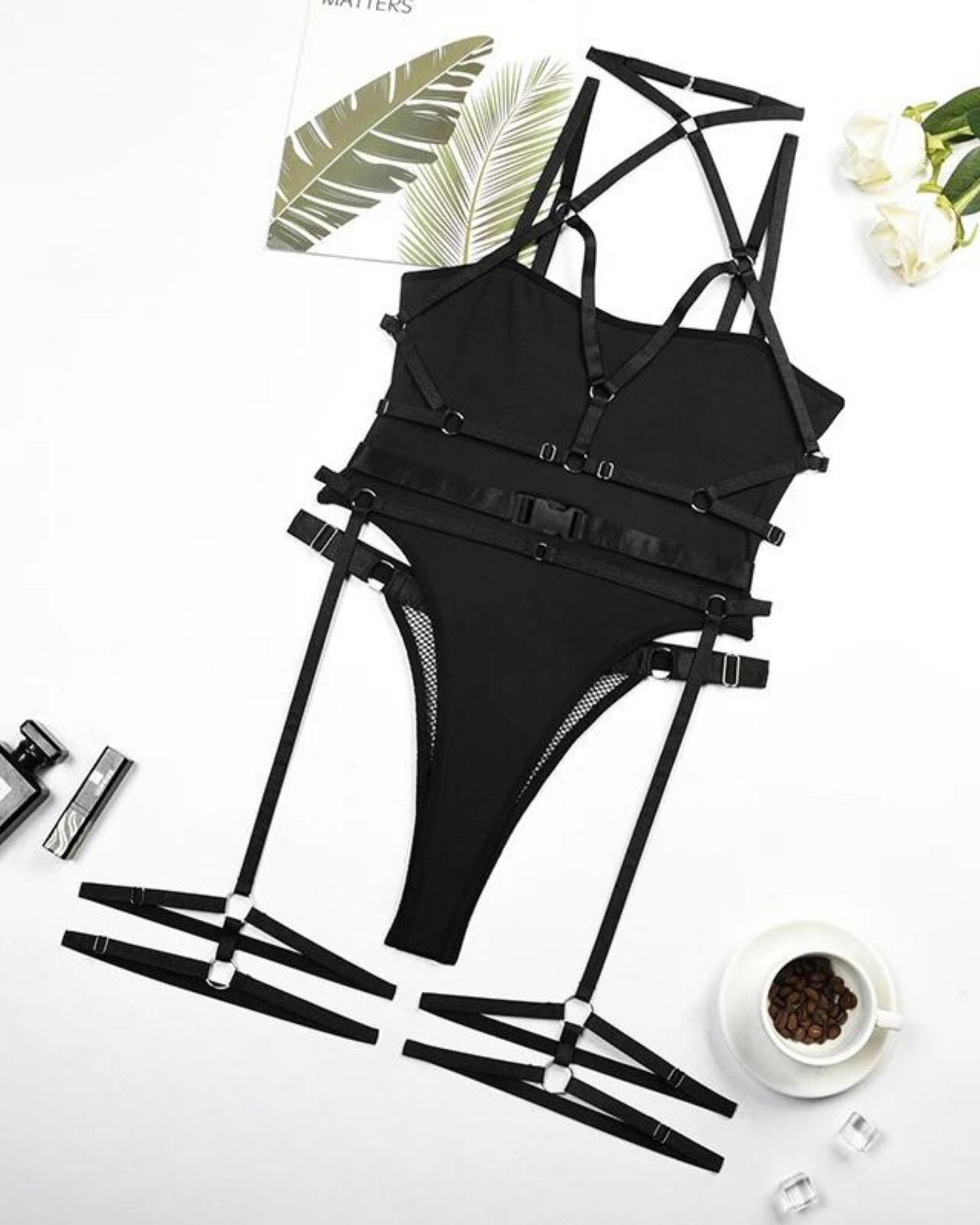 Body s ozdobnými nastavitelnými ramínky