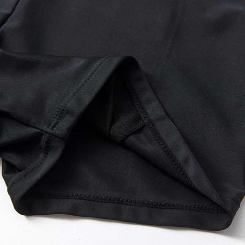 Klasické černé plavky pro chlapce