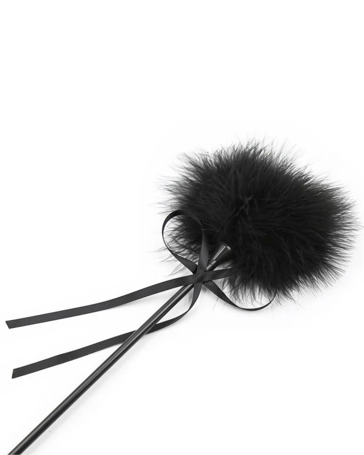 Kožený lechtač s peřím