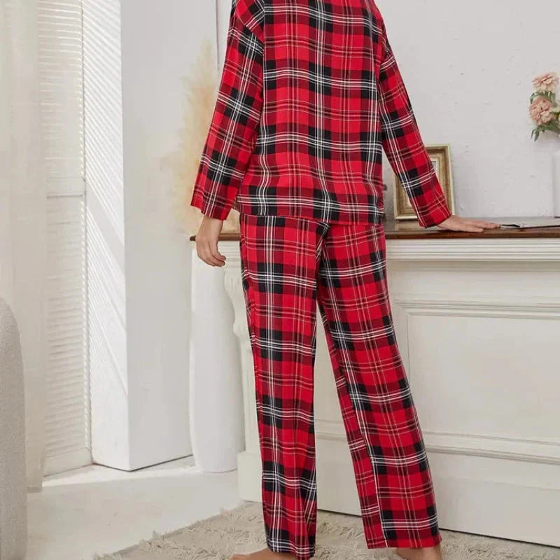 Dlouhá kostkovaná sada domácího oblečení