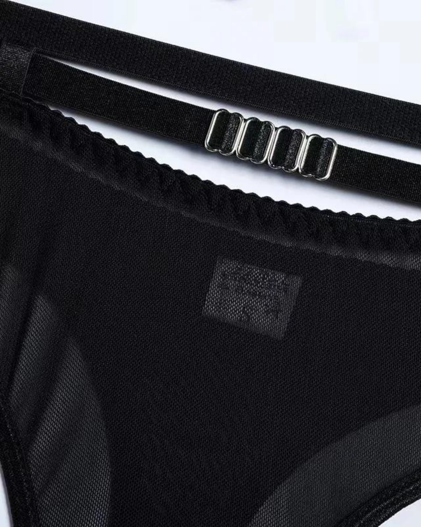 Smyslná sada spodního prádla s nastavitelnými ramínky