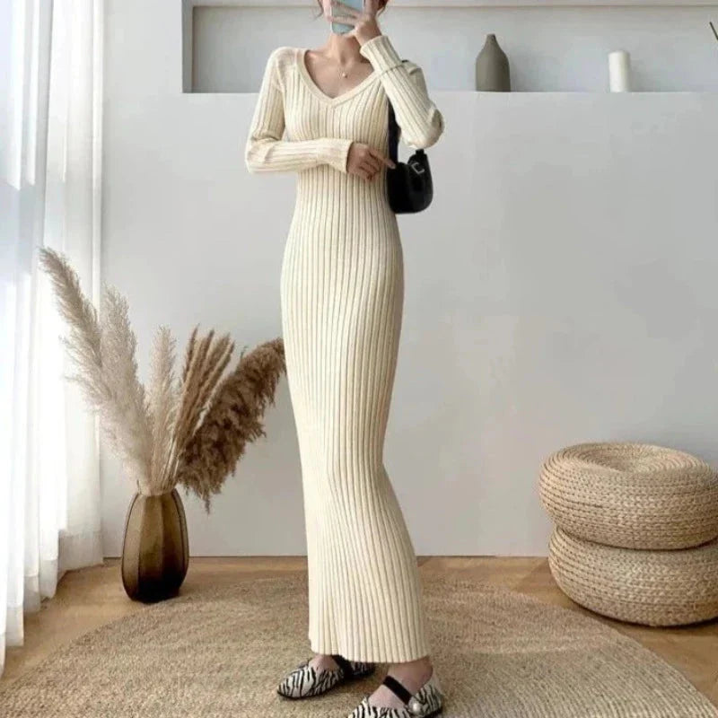 Maxi šaty s žebrovaným úpletem