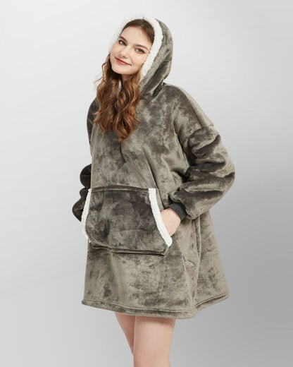 Teplá deková mikina s kapucí a kapsou