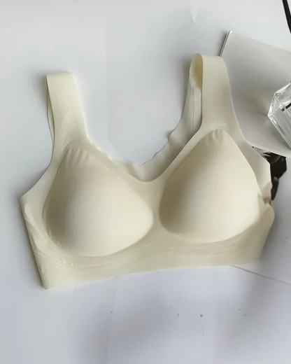 Měkká bezešvá podprsenka s širokými ramínky