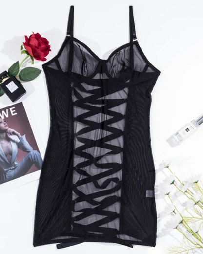 Noční košilka se zavazováním vzadu