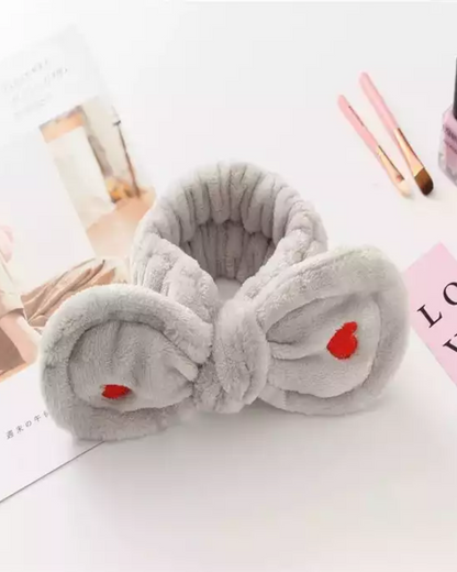 Nadýchaná čelenka se srdíčky