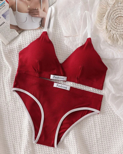 Pohodlná sada spodního prádla z žebrovaného materiálu