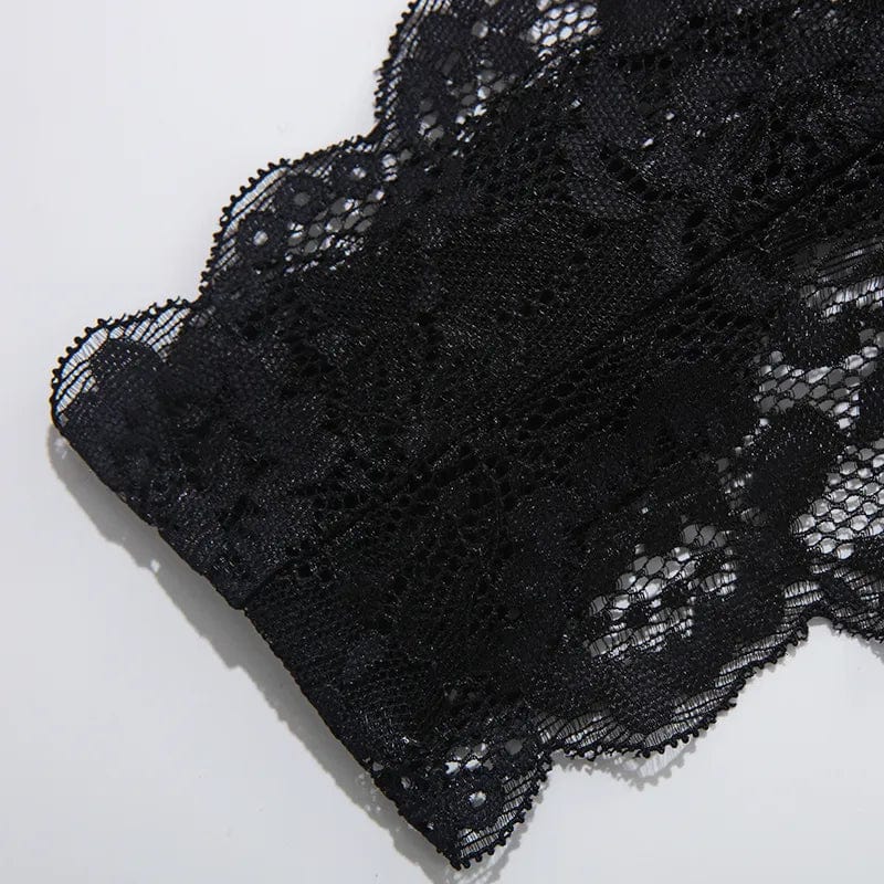 Body s hlubokým výstřihem