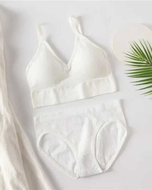 Klasický žebrovaný spodní prádlo