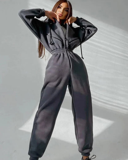 Pohodlná tepláková souprava s kapucí