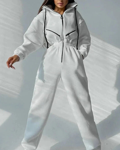 Pohodlná tepláková souprava s kapucí