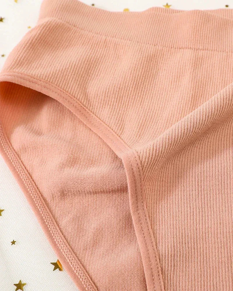 Pohodlné kalhotky s vysokým pasem