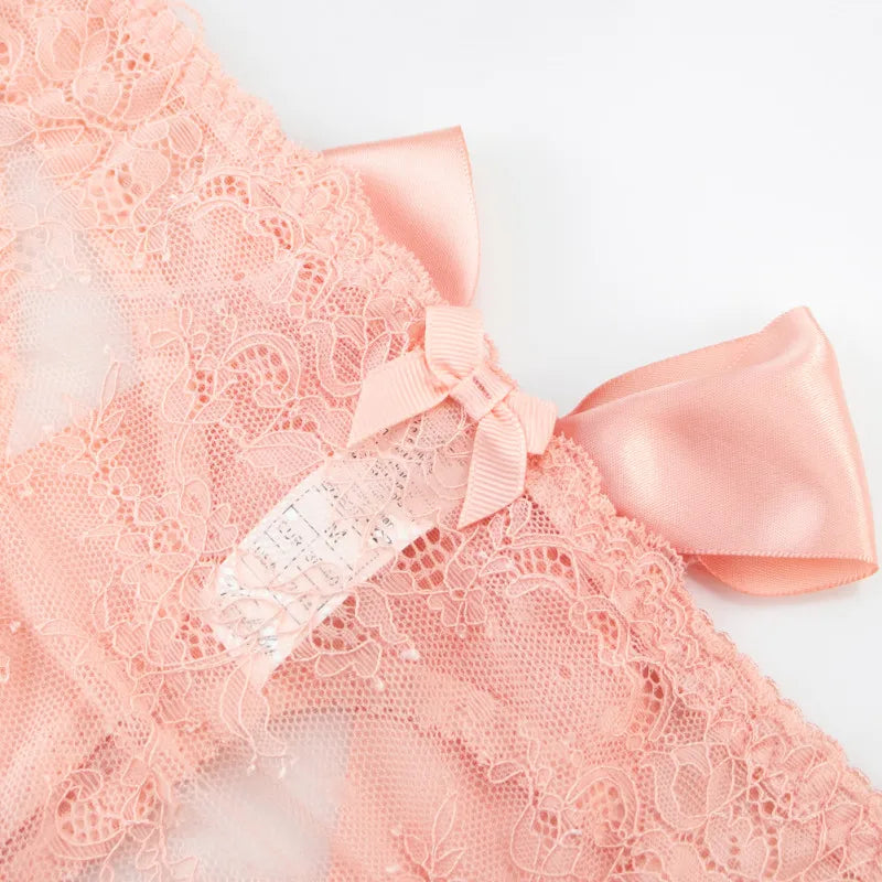 Tanga s velkou saténovou mašlí