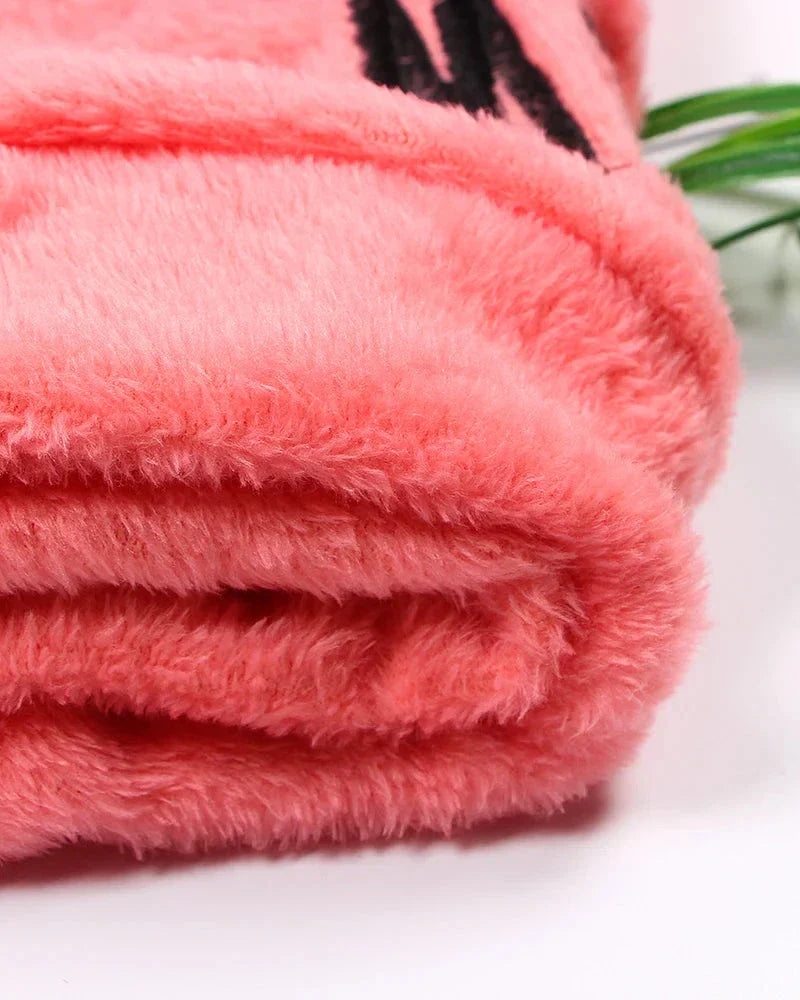 Nadýchaná sada domácího oblečení s motivem koťátka