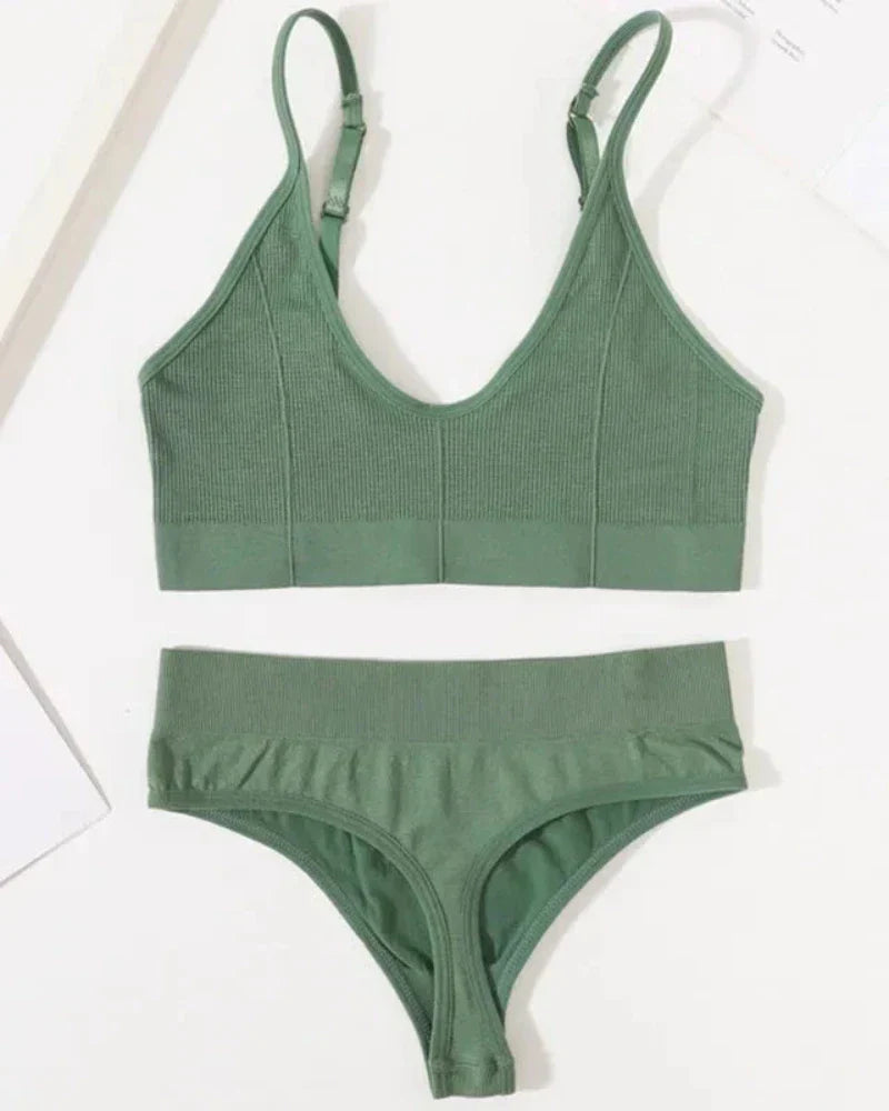 Pohodlná sada pruhovaného spodního prádla