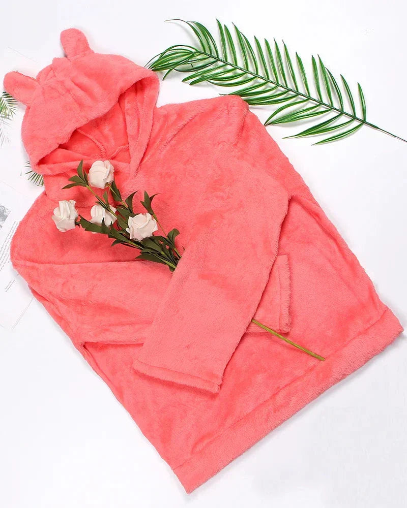 Nadýchaná sada domácího oblečení s motivem koťátka