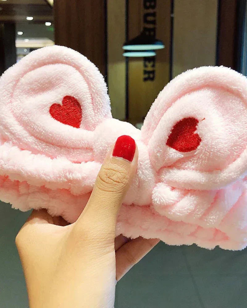 Nadýchaná čelenka se srdíčky