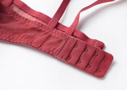 Sada spodního prádla s nastavitelnými ramínky