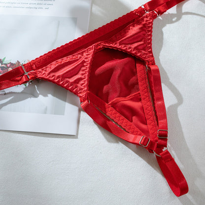 Sada spodního prádla s nastavitelnými ramínky