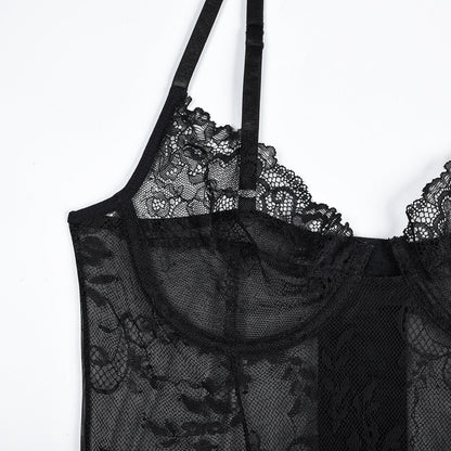 Krajkové body s průhlednou látkou