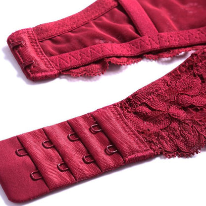 Tvarující podprsenka s prodlouženým výstřihem do V