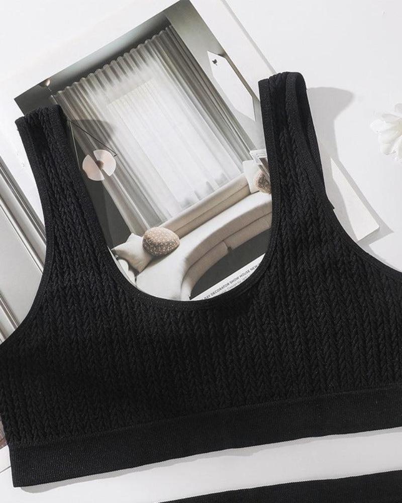 Pohodlná sada spodního prádla z texturovaného materiálu