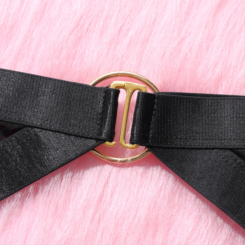 Latexový spodní prádlo s otevřenými kalhotkami