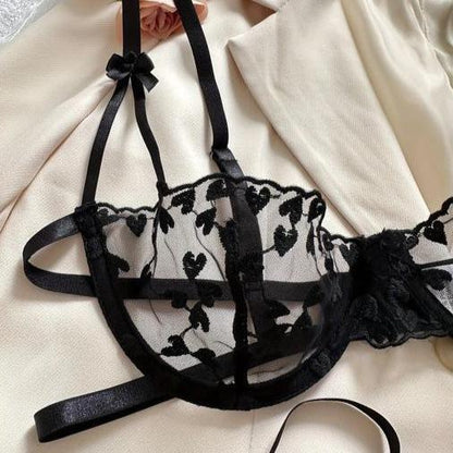 Sada vázaného spodního prádla se srdíčky