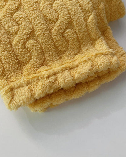 Měkké, nadýchané kalhoty s dlouhými nohavicemi