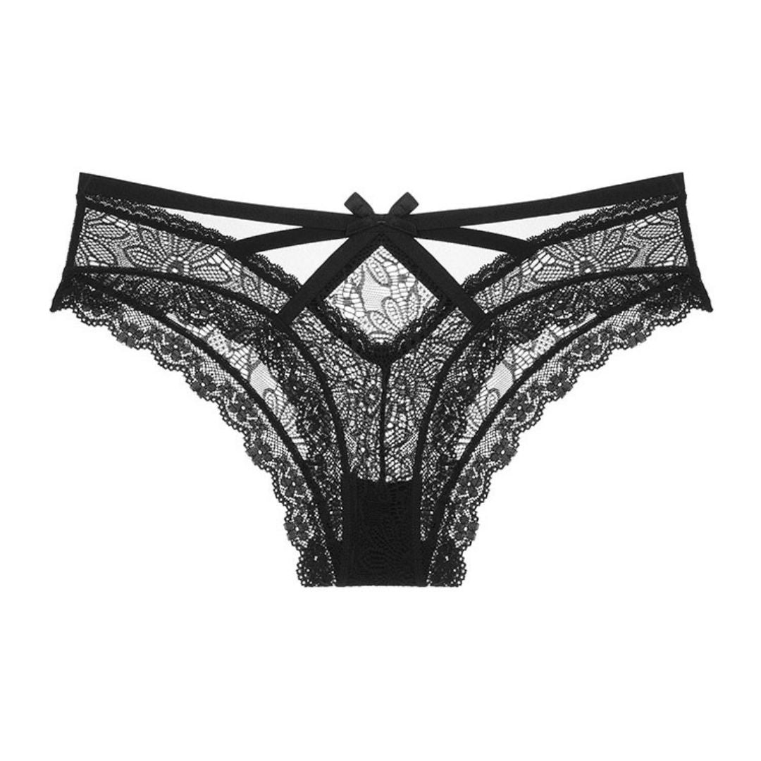 Krajkové kalhotky s průhledným materiálem