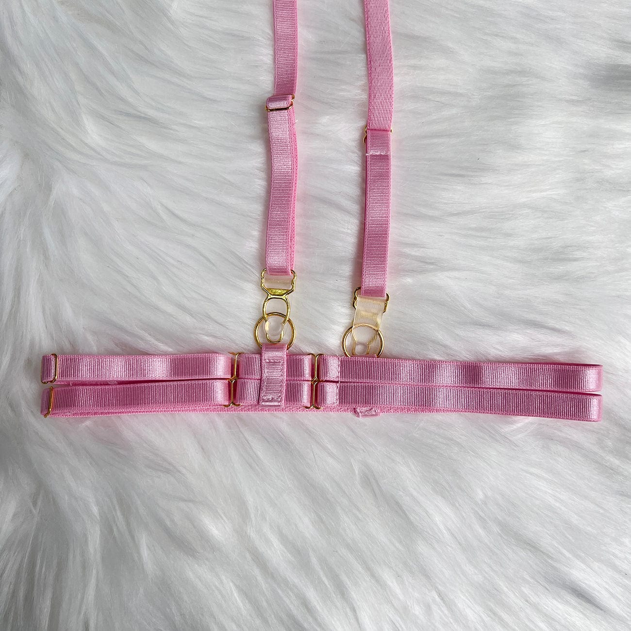 Sada spodního prádla s nastavitelnými prvky