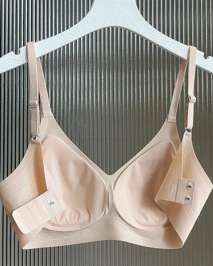 Měkká bezešvá podprsenka s tenkými ramínky