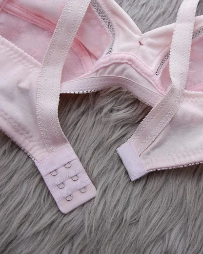 Měkká podprsenka s krajkou