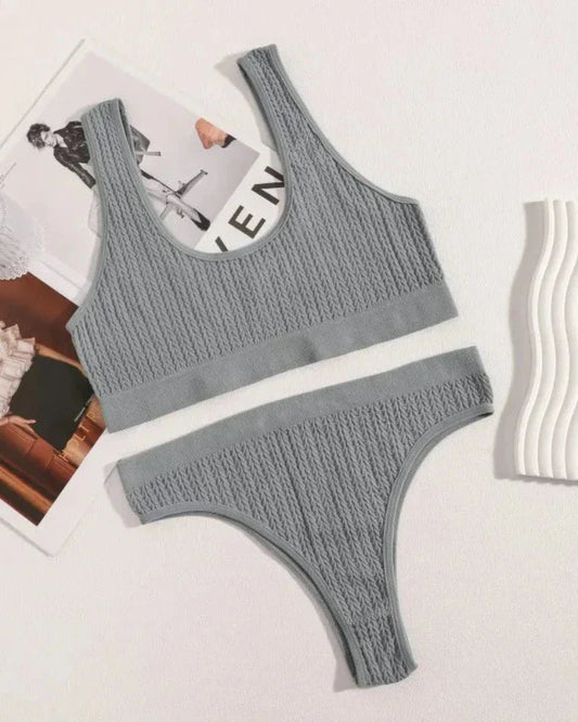 Pohodlná sada spodního prádla z texturovaného materiálu