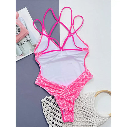 Jednodílné plavky s překříženými zády