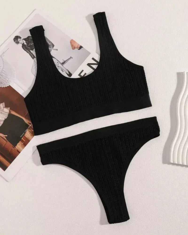 Pohodlná sada spodního prádla z texturovaného materiálu