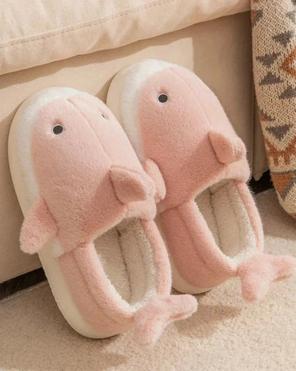 Teplé nadýchané pantofle se žraločím vzorem