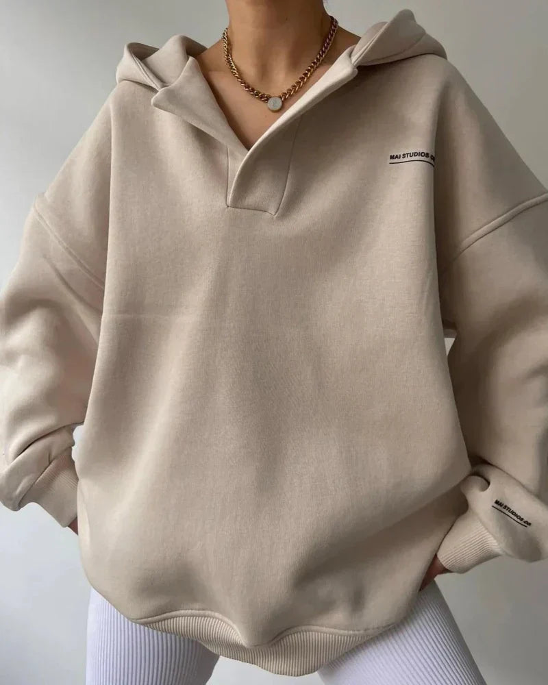 Volná oversize mikina s límečkem