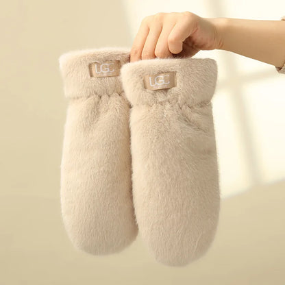 Nadýchané rukavice