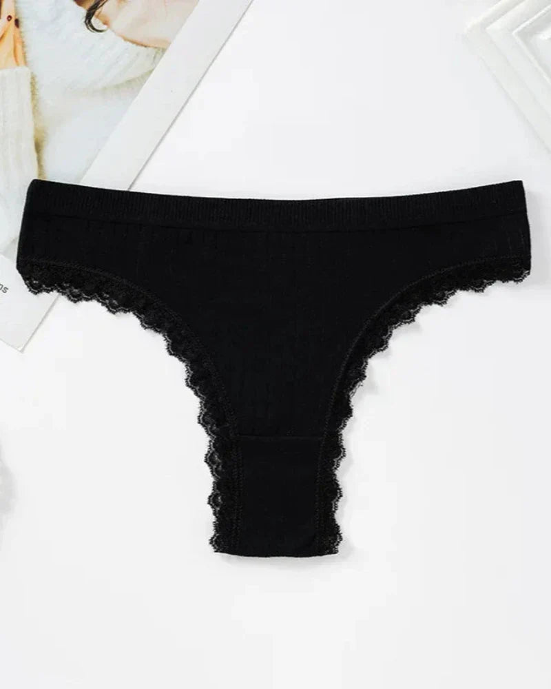 Žebrované kalhotky s ozdobnou krajkou